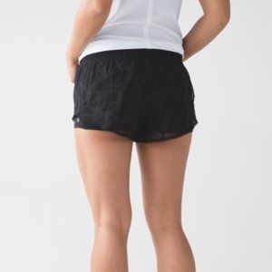 lulu City Sky Short sz. 8